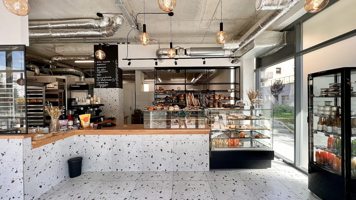 Oliver Adams – bakery in Phippsville, Northampton